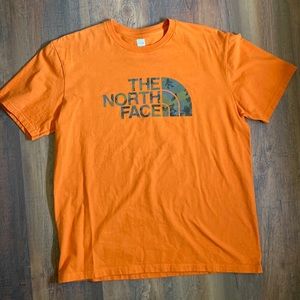Like brand new! The North Face t-shirt!